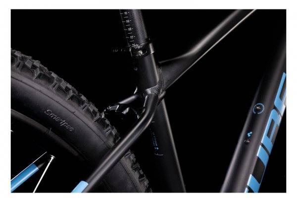 CUBE AIM SHIMANO 8V 29'' SCHWARZ / BLAU 2022