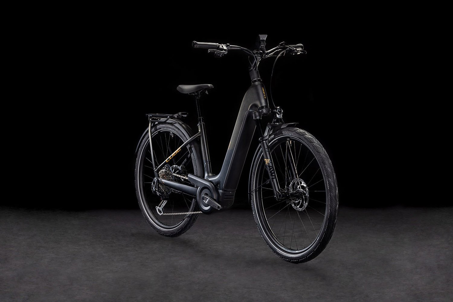 Cube Kathmandu Hybrid SLT Easy Entry 800 golddust´n´black